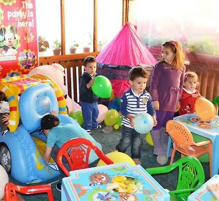 Rosu בית הארחה